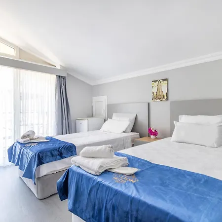 ホテル Leslion Turunc