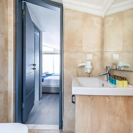 Leslion Turunc マルマリス