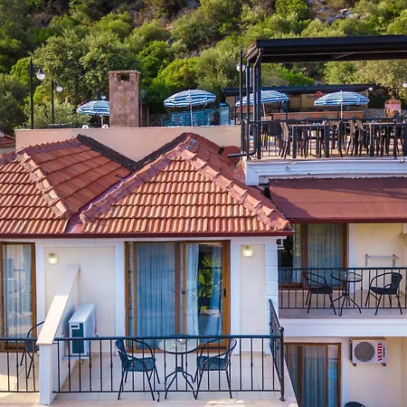Leslion Turunc Bed & Breakfast 3*