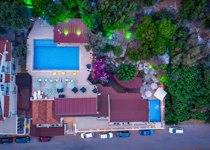 Leslion Turunc 3* מרמריס